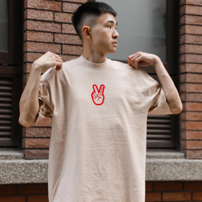 deuce ストリートTシャツ【Everyone Loves An Underdog