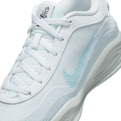 ナイキ G.T. HUSTLE ACADEMY EP【FJ7808-101】White/Glacier