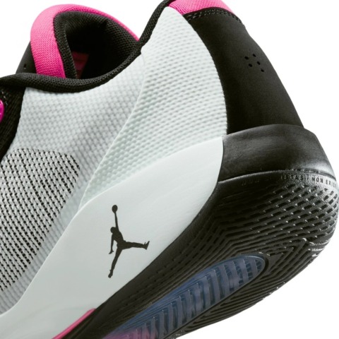 ジョーダン ルカ.77 PF【HF0819-001】Black/Hyper Pink│バスケ