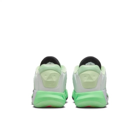 ジョーダン ルカ4 PF【HF0824-300】Barely Green/Black/Vapor