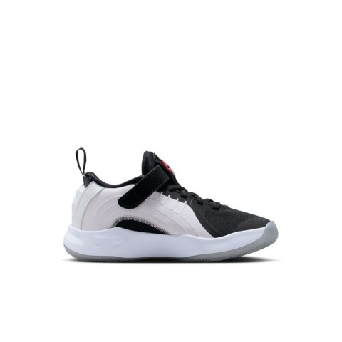 ジョーダン ルカ4 PS【HJ5226-101】White/Black/Wolf Grey