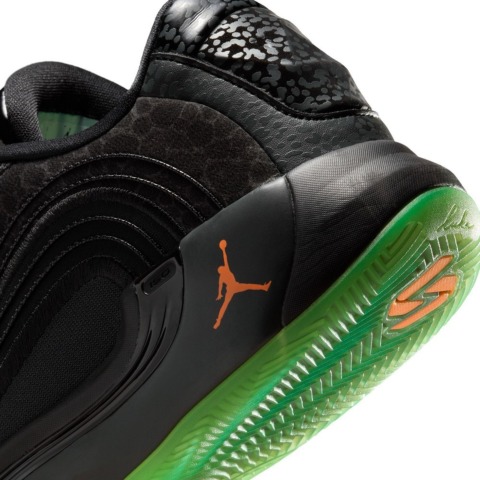 ジョーダン ルカ4 PF【IO0203-001】Black/Orenzupulse/Electric Green