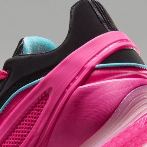 ジョーダン ルカ 5 GS【IM5166-600】Laser Fuchsia/Black/Bleached